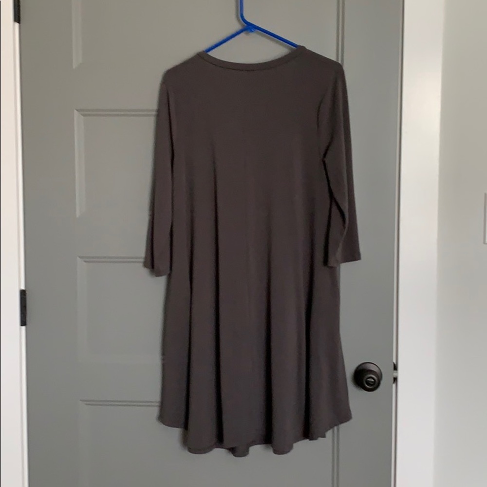 Dress - Picture 2 of 3